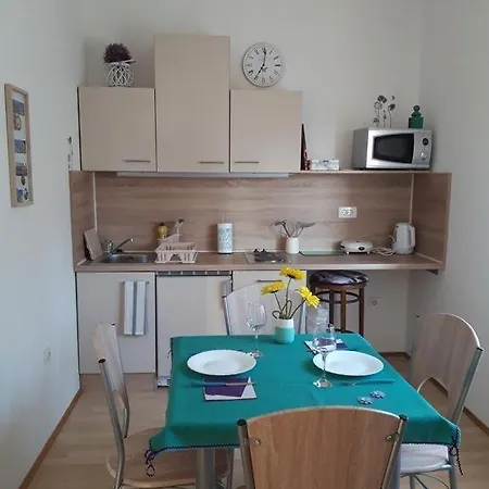 In With Sea View, Balcony, Air Conditioning, Wifi Opatija