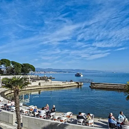 In With Sea View, Balcony, Air Conditioning, Wifi Apartamento Opatija